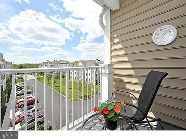 6406 Lilac Ct, Lansdale, PA 19446