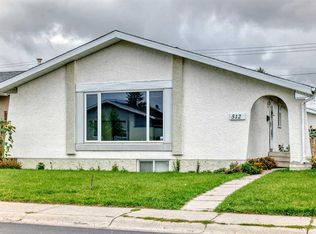512 W Malvern Dr NE, Calgary, AB T2A5J1