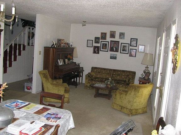 3rd image of 27030 S Palm Blvd