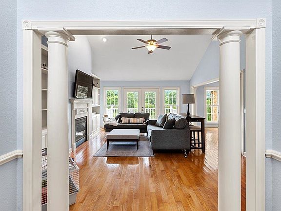 4th image of 2700 Draper Ridge Rd