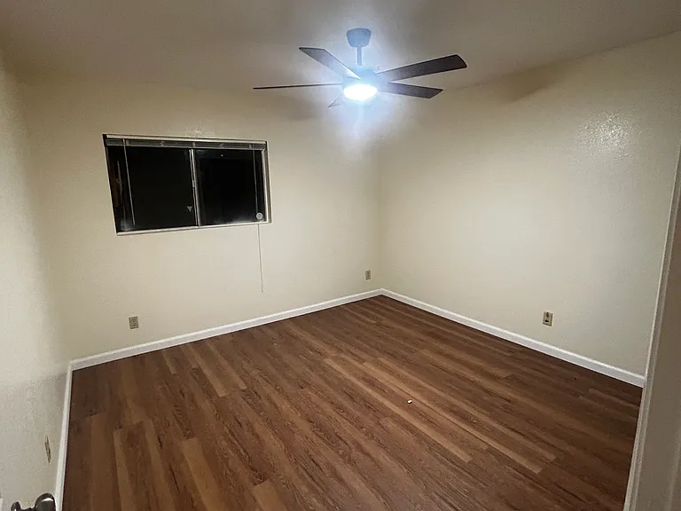 1433 Faith Ln #1433 — Photo 4