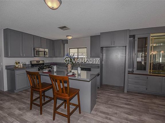 5th image of 3446 Isle Royale Dr