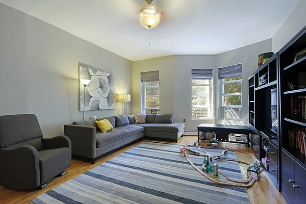 Rented by Corcoran | media 6