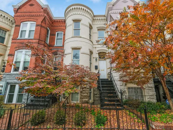 310 9th St NE, 310 9th St NE #A, Washington, DC 20002