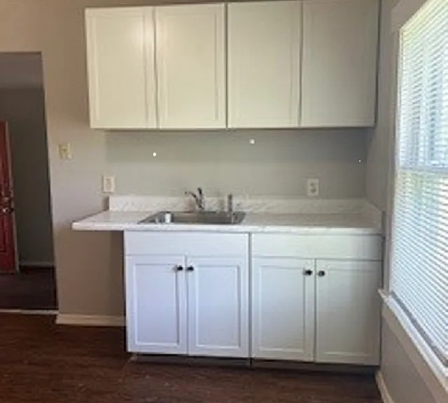 5534 San Fernando St #1 — Photo 4