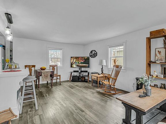4th image of 4152 S Pleasant Dr
