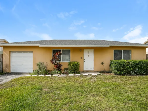7710 SW 6th St, Pompano Beach, FL 33068