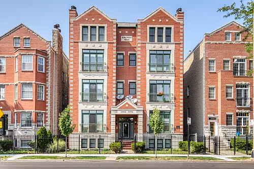 1954 W Diversey Pkwy #3W Photo 1