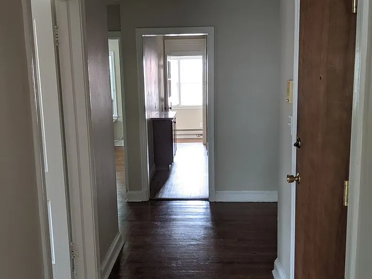 2319 40th Street NW — Photo 5