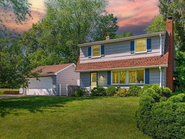 3795 Grand Ave, White Bear Lake, MN 55110