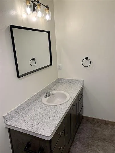 1048 Enterprise Dr #3 — Photo 5
