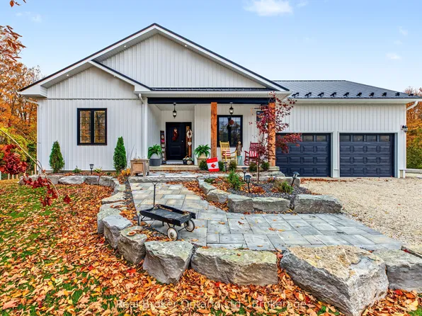185 Raglan St, Grey Highlands, ON N0C 1E0