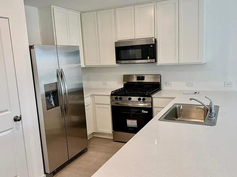 28807 Golden Wheat Ct — Photo 5