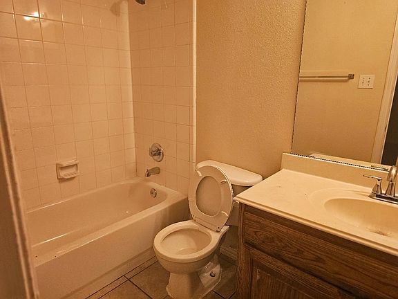 4th image of 5805 Colby Dr