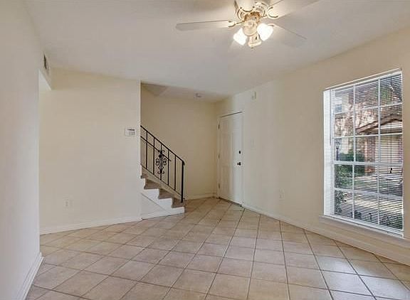 3rd image of 1725 Newport Pl APT 9
