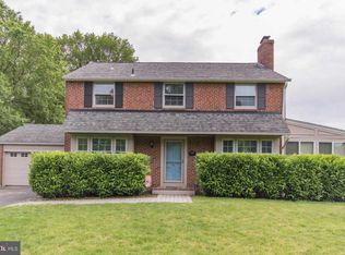 406 Crest Rd, Wilmington, DE 19803
