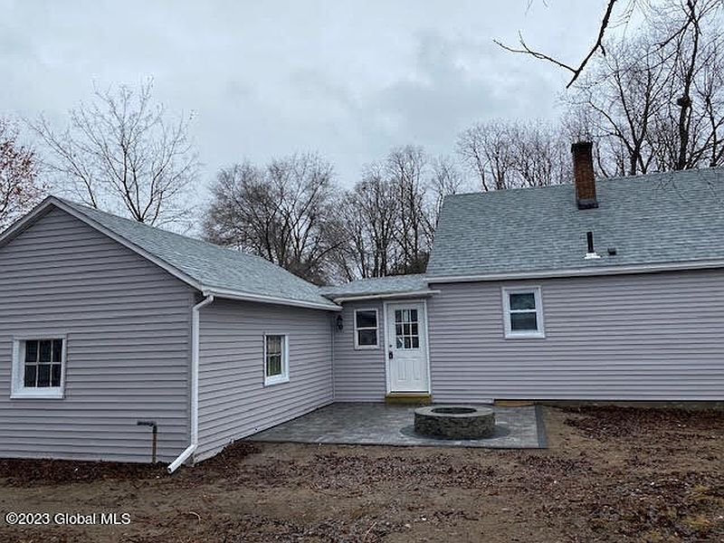 3rd image of 2989 St Michaels Lane