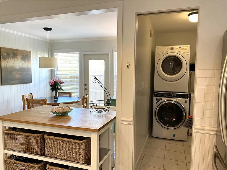2403 Browning St — Photo 9