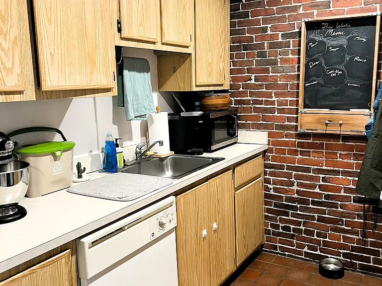 71 Chandler St #5 — Photo 6