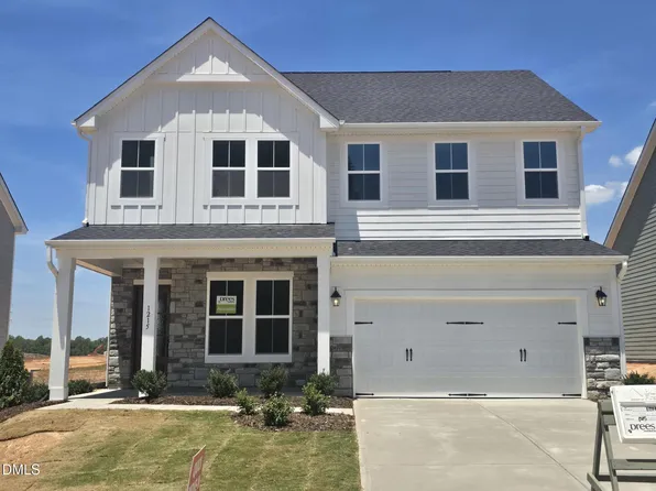 1215 Shallow Spring Dr, Mebane, NC 27302