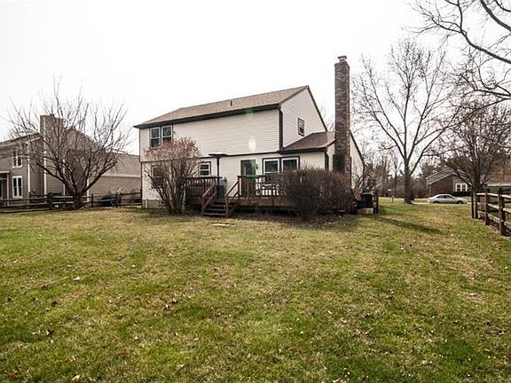 5th image of 9201 Fields Dr