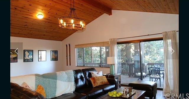 1st image of 657 Lake Dr