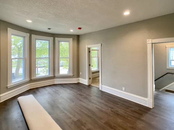 258 S Pearl St #2, Albert Lea, MN 56007