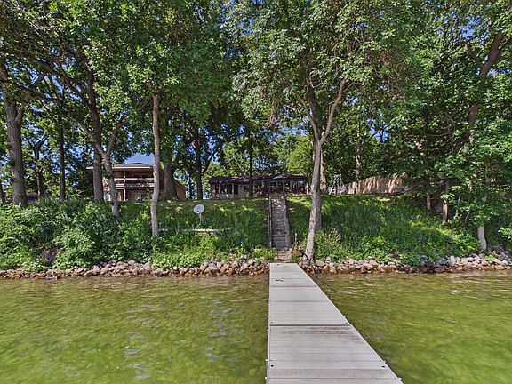 3rd image of 12231 N Shore Dr