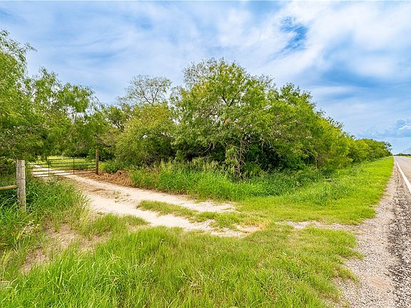 2nd image of 229 E Fm 628