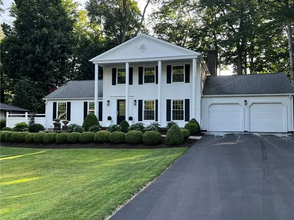 573 Bauder Park Dr, Alden, NY 14004