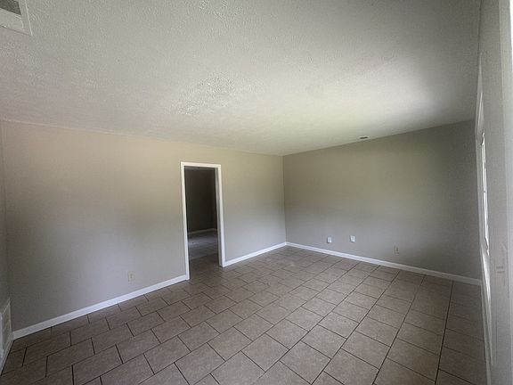 3rd image of 1 Mellon Ct