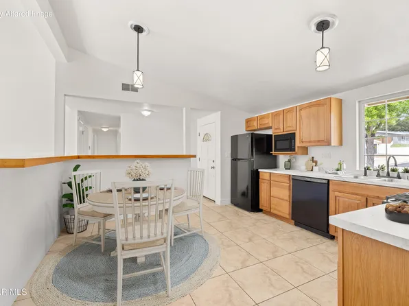 1005 Sheffield Pl, Thousand Oaks, CA 91360