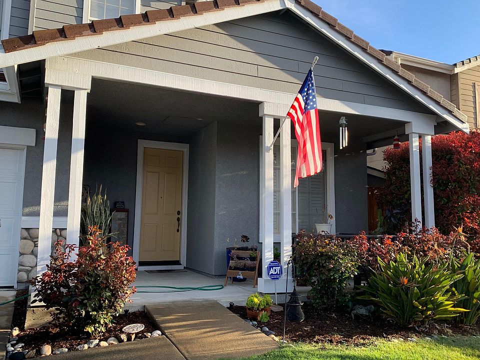2nd image of 83 Plumeria Ct