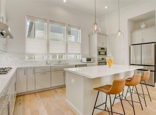 3317 W 11th St, Houston, TX 77008