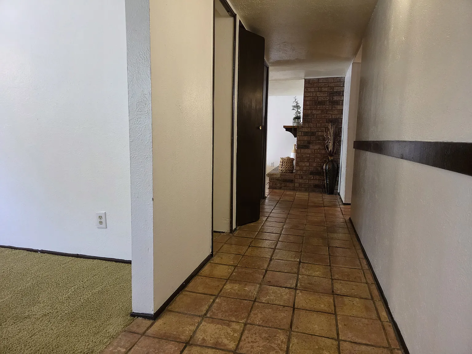 3 bed, 1791 sqft, $1,995 — Photo 3