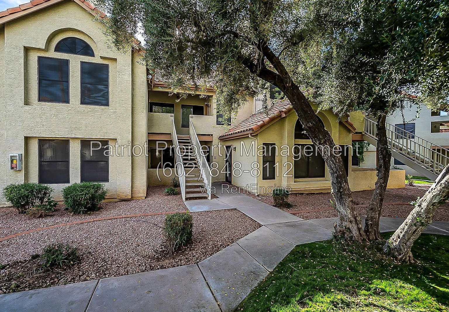 2 bed, 1.5 bath, 929 sqft, $1,500 — Photo 2