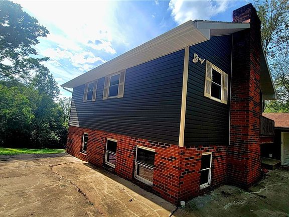 4th image of 240 Woodland Acres Rd