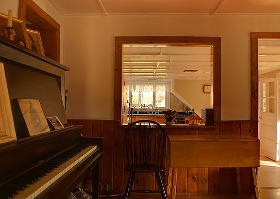 Dining Room to Kitchen