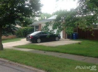 2010 Churchill Dr, Ann Arbor, MI 48103