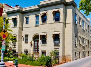 618 A St SE #21, Washington, DC 20003