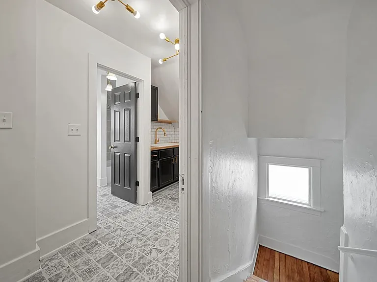 1603 N Cotner Blvd — Photo 17