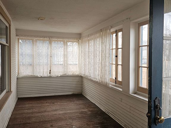 4th image of 2301 W Regan Ave #1
