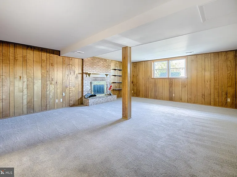 721 Bedford Rd — Photo 10