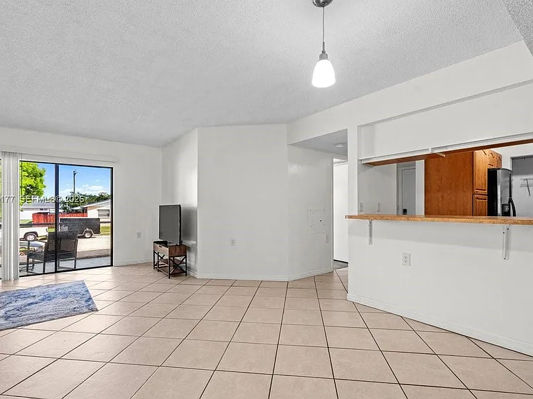 19800 SW 103rd Ct #106 — Photo 2
