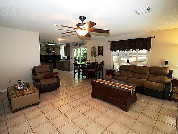4th image of 2023 Caravel Dr