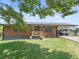 333 Elmwood Dr, Harrodsburg, KY 40330