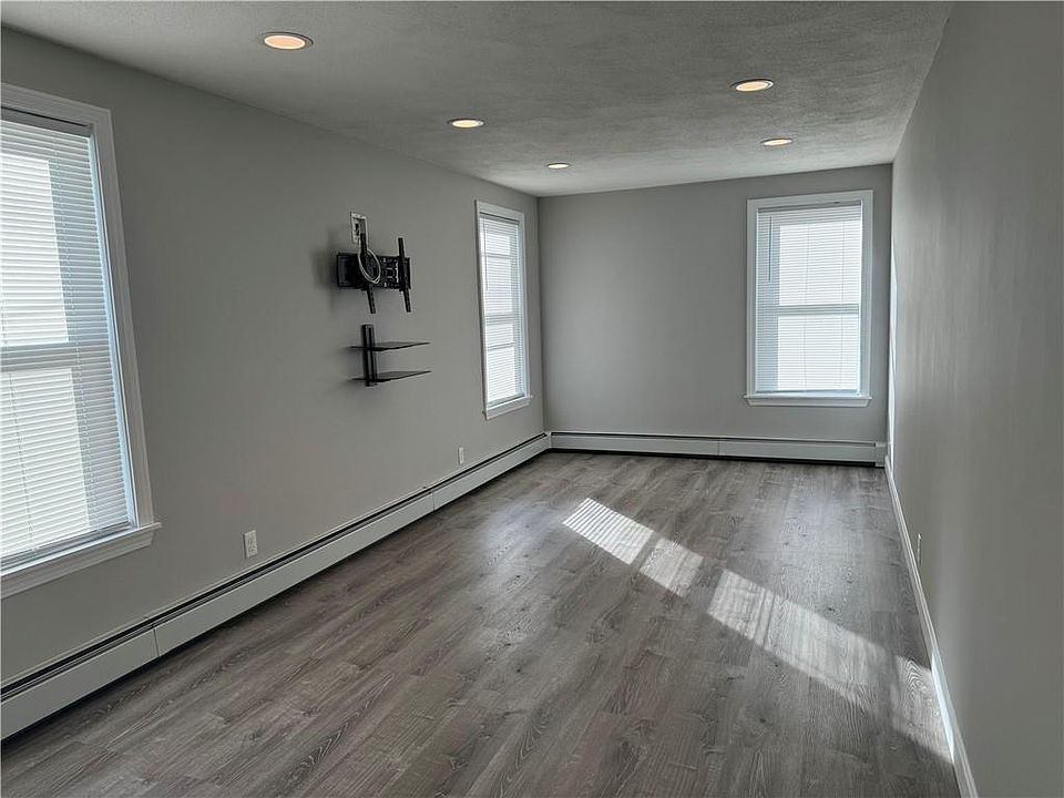 169 Palmer Ave, Warwick, RI 02889 Zillow