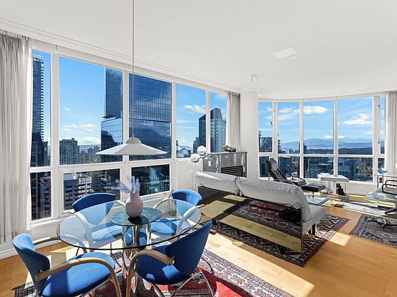 3rd image of 1111 Pender St #3705