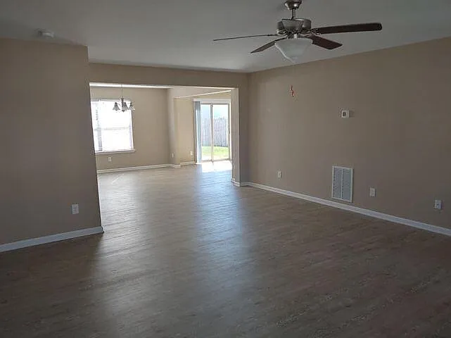 8097 Driftwood Loop — Photo 3