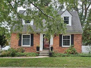 13125 Chestnut St, Southgate, MI 48195